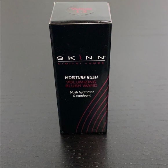 Makeup Bundle - Picture 9 of 15